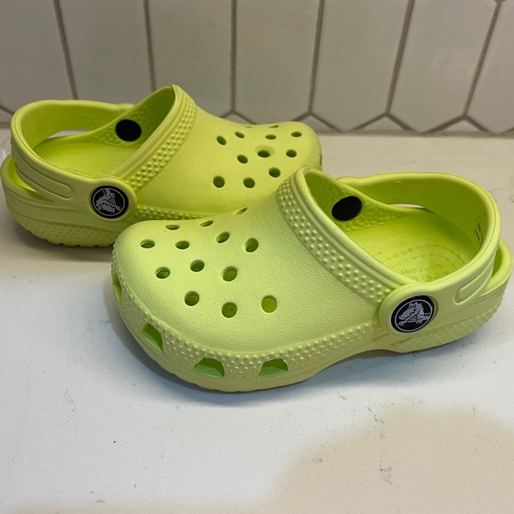 Toddler Crocs - 7c Lime Green